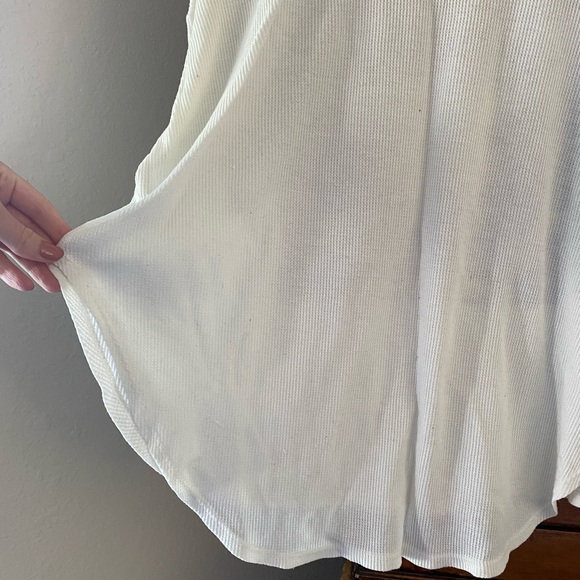 Urban Outfitters Cow Skull Thermal Long Sleeve Shirt - Picture 10 of 10